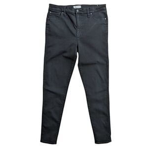Madewell Women High Rise Skinny 5 Pocket Style Black Jean, Size 32T, Style F9227